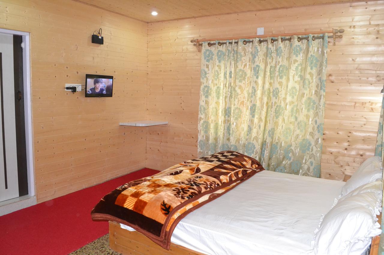 Hotel Grg Residency Srīnagar Esterno foto