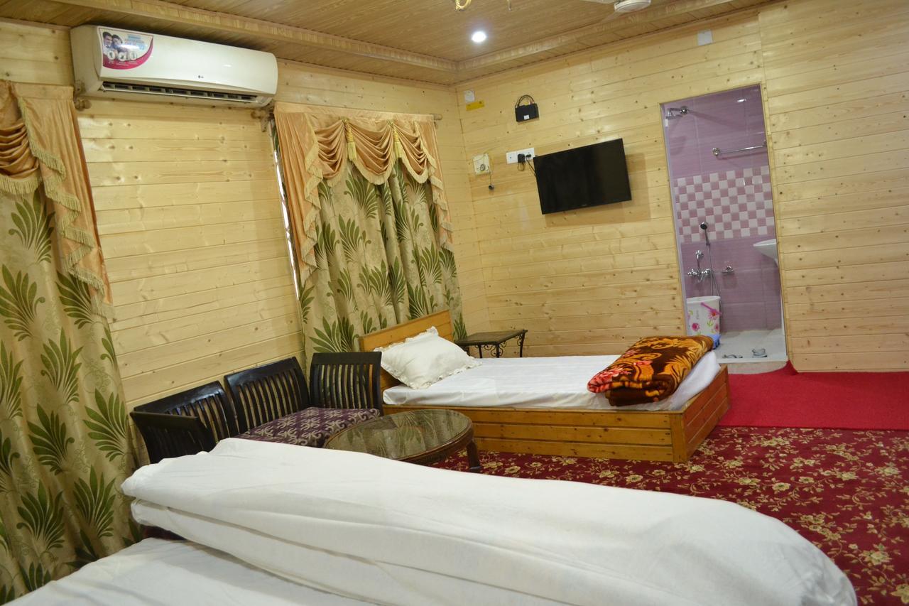 Hotel Grg Residency Srīnagar Esterno foto